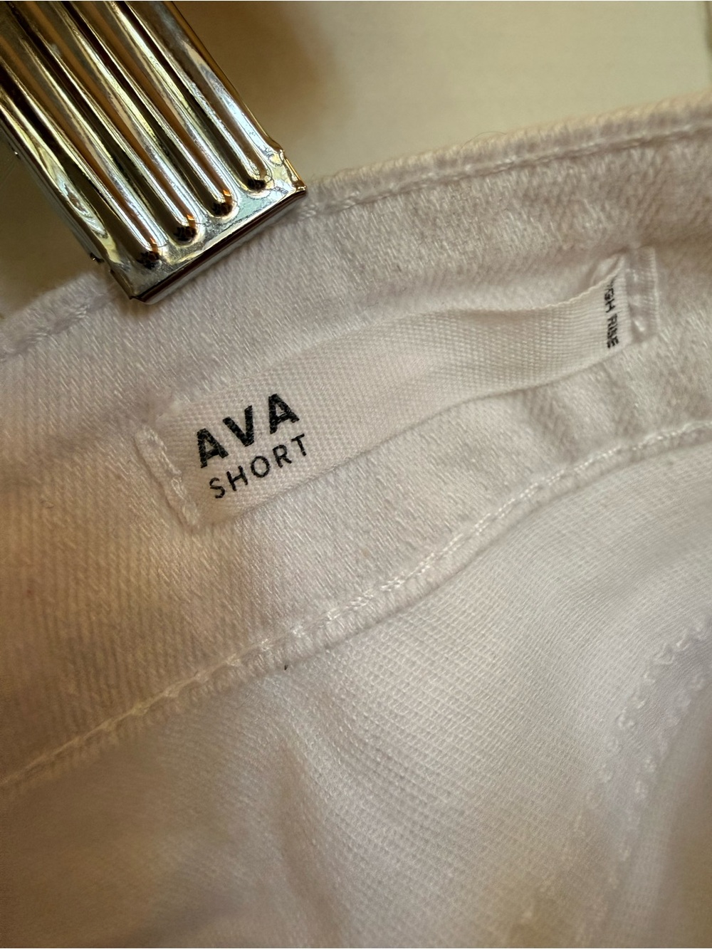 NWT Dear John Ava High Rise Denim Shorts White Cutoff Size 29 - Summer Must Have - Picture 6 of 8